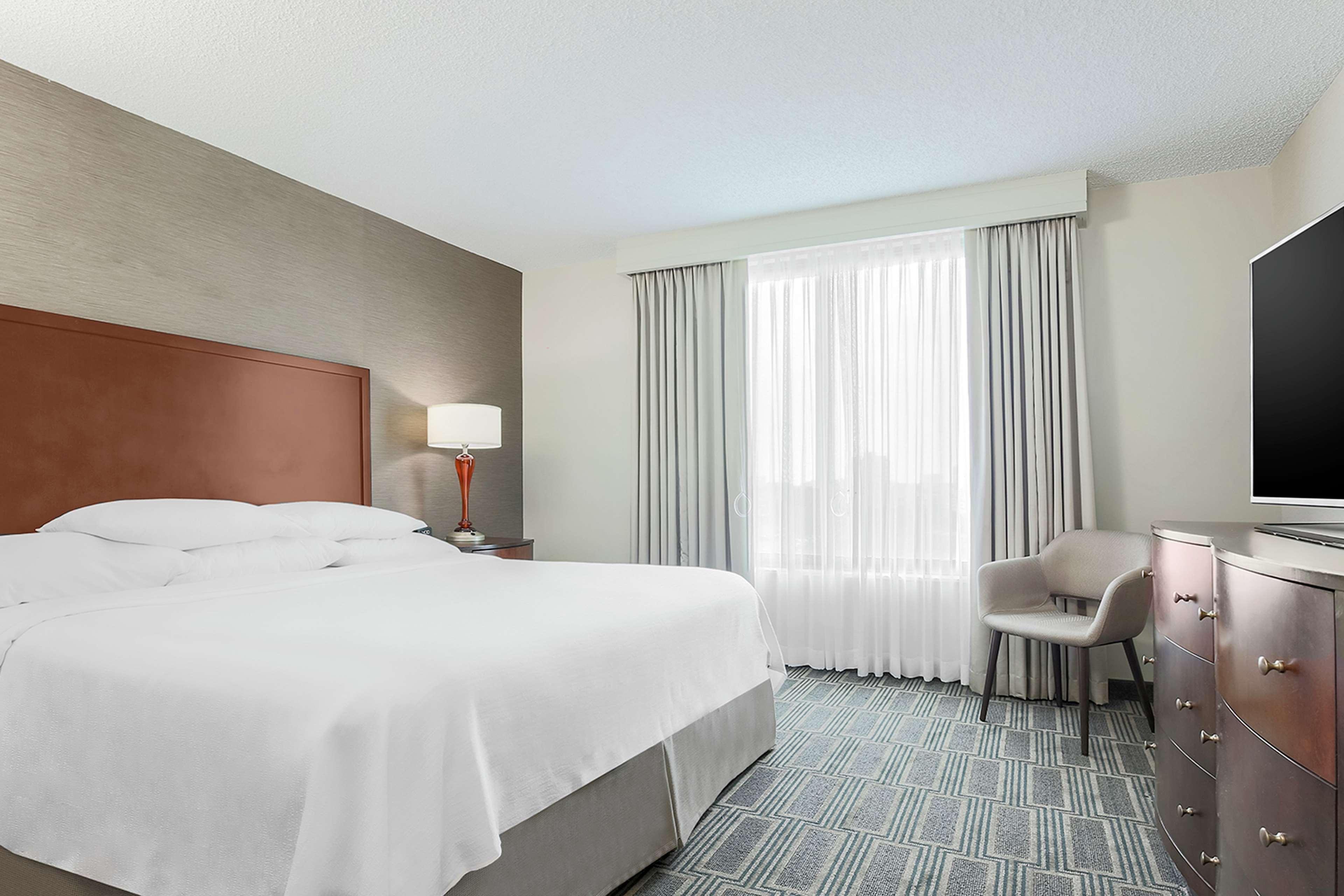 Embassy Suites By Hilton Chicago Lombard Εξωτερικό φωτογραφία
