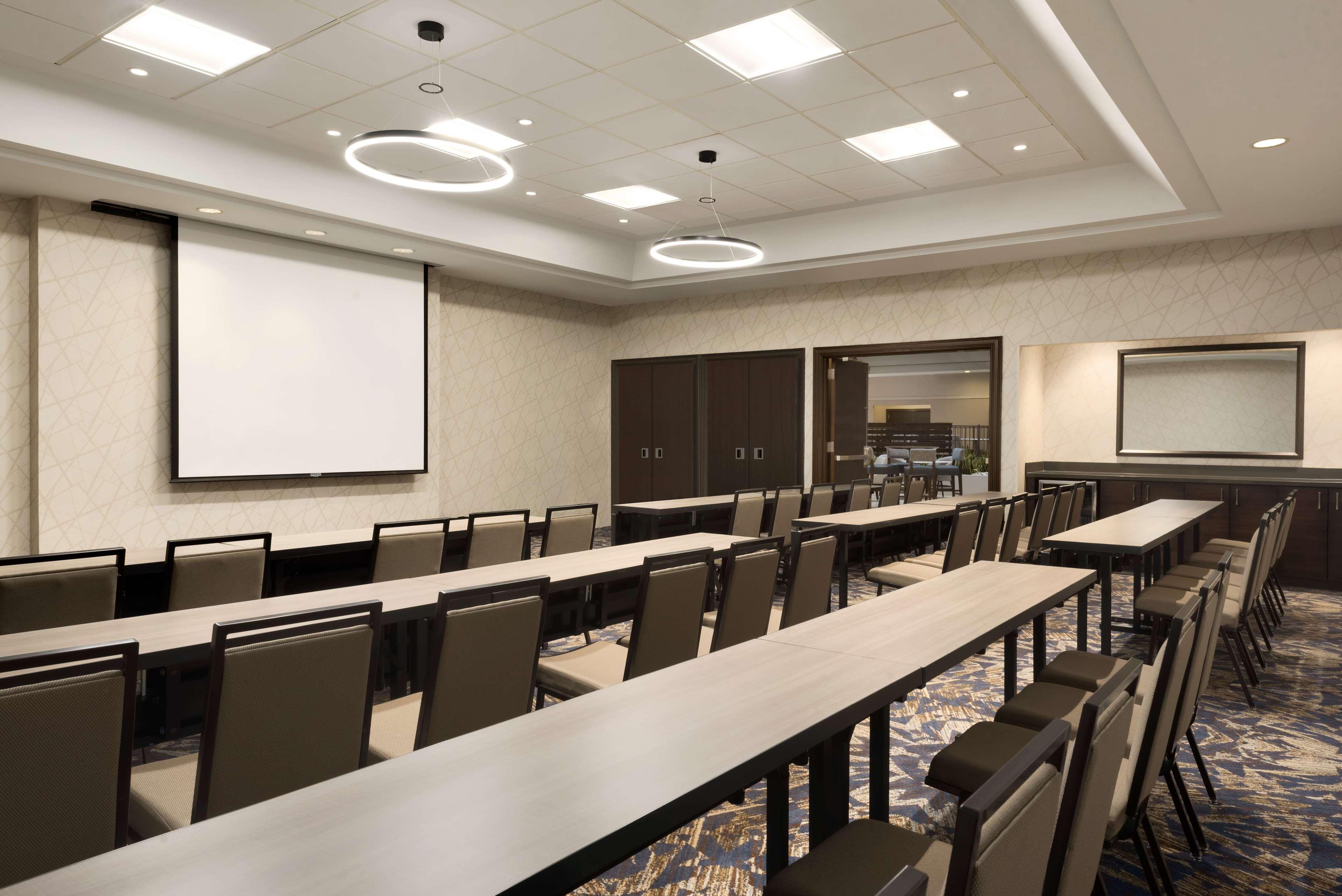 Embassy Suites By Hilton Chicago Lombard Εξωτερικό φωτογραφία