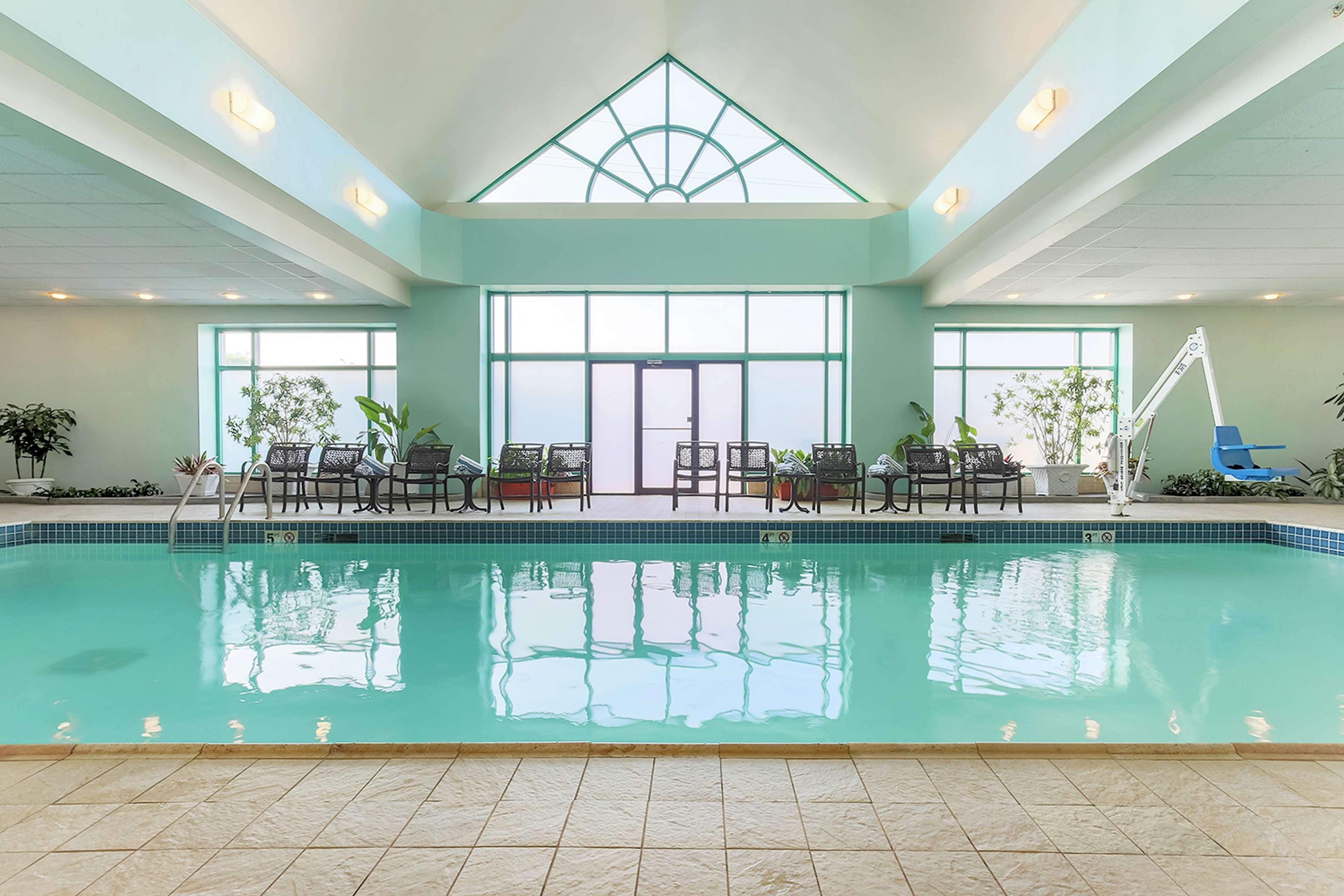 Embassy Suites By Hilton Chicago Lombard Εξωτερικό φωτογραφία