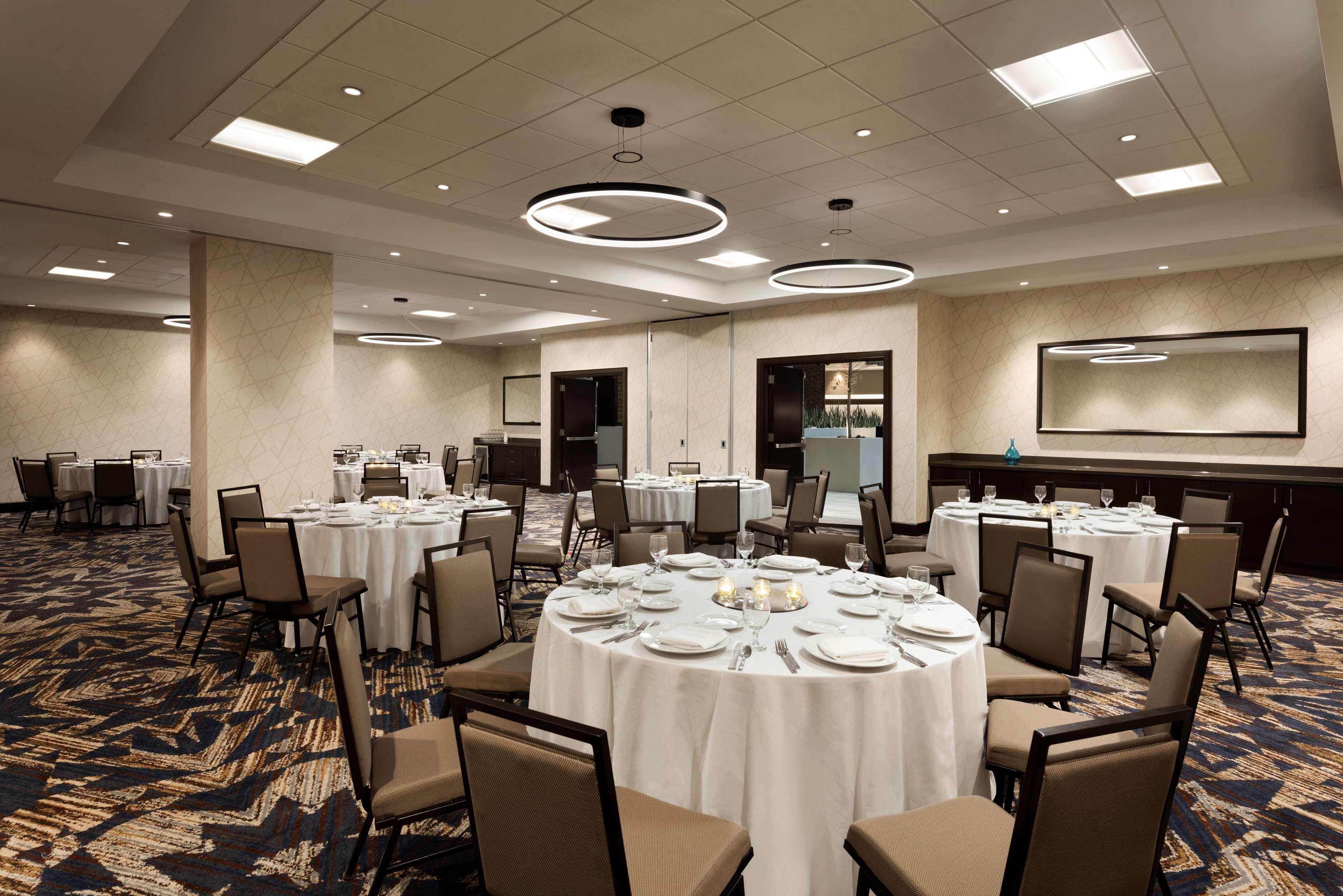 Embassy Suites By Hilton Chicago Lombard Εξωτερικό φωτογραφία