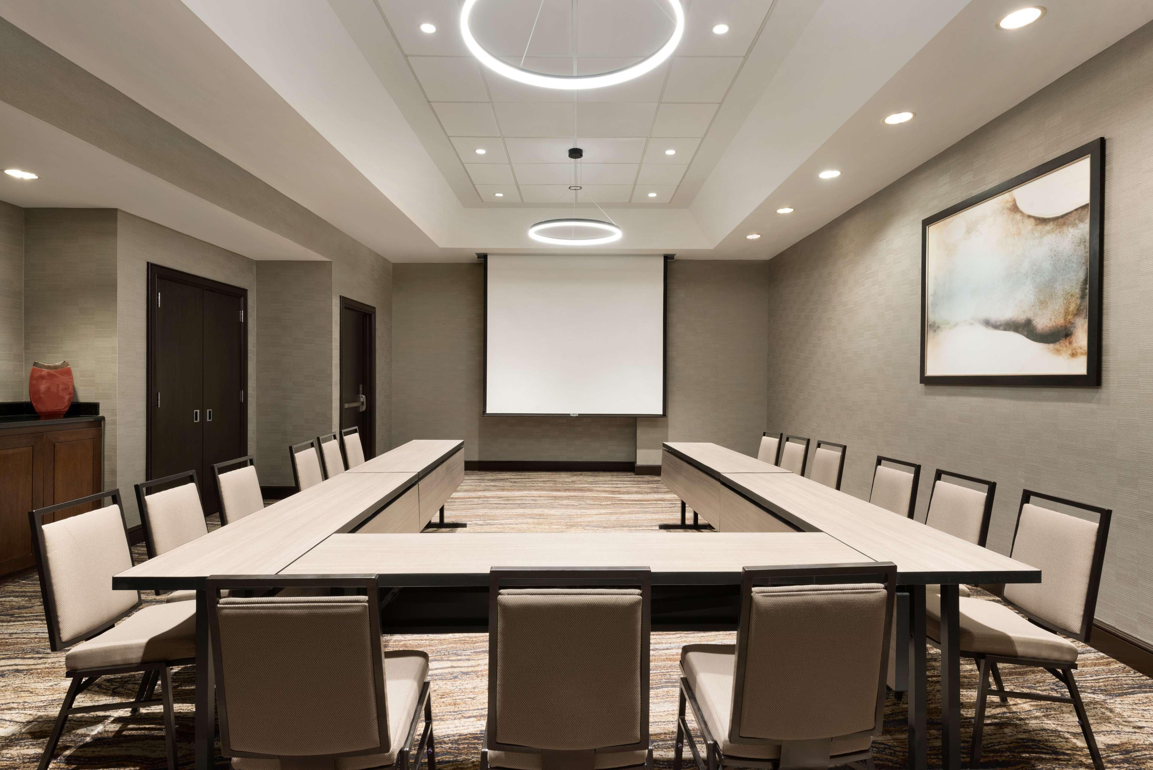 Embassy Suites By Hilton Chicago Lombard Εξωτερικό φωτογραφία