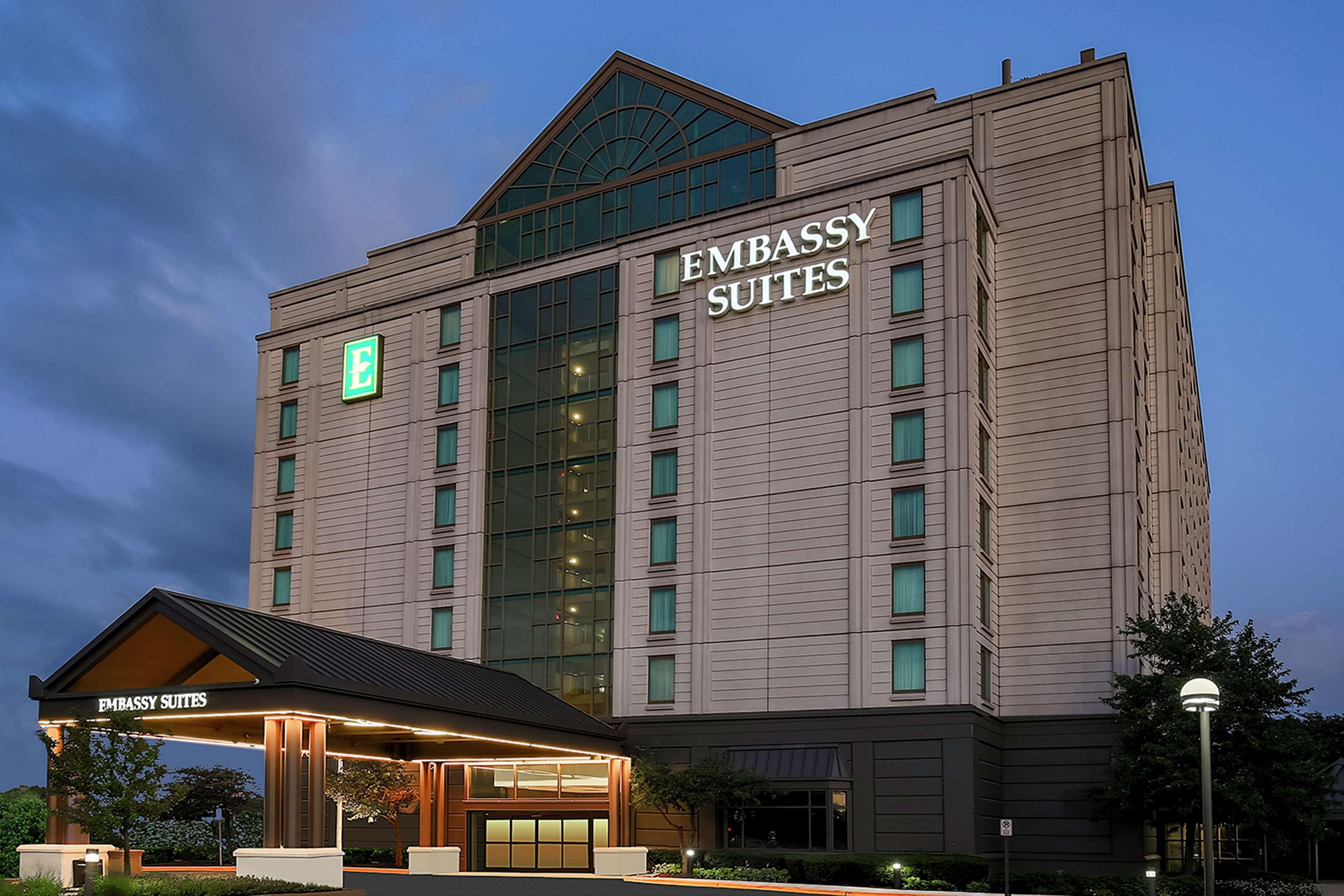 Embassy Suites By Hilton Chicago Lombard Εξωτερικό φωτογραφία