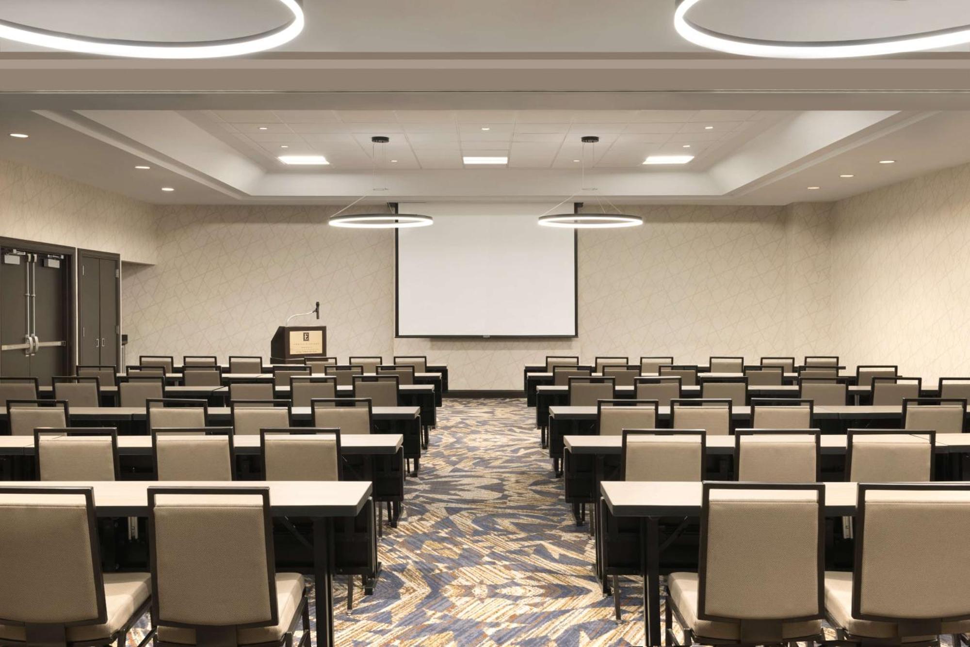Embassy Suites By Hilton Chicago Lombard Εξωτερικό φωτογραφία